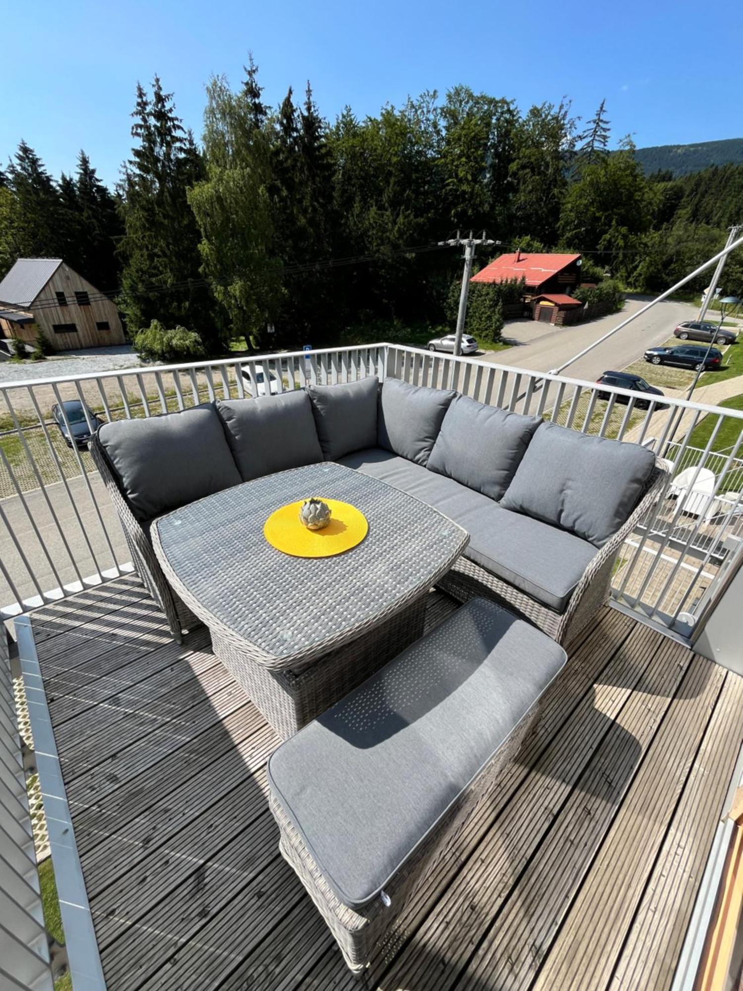 Hillside Y34 Apartment Dolny Kubin Bagian luar foto
