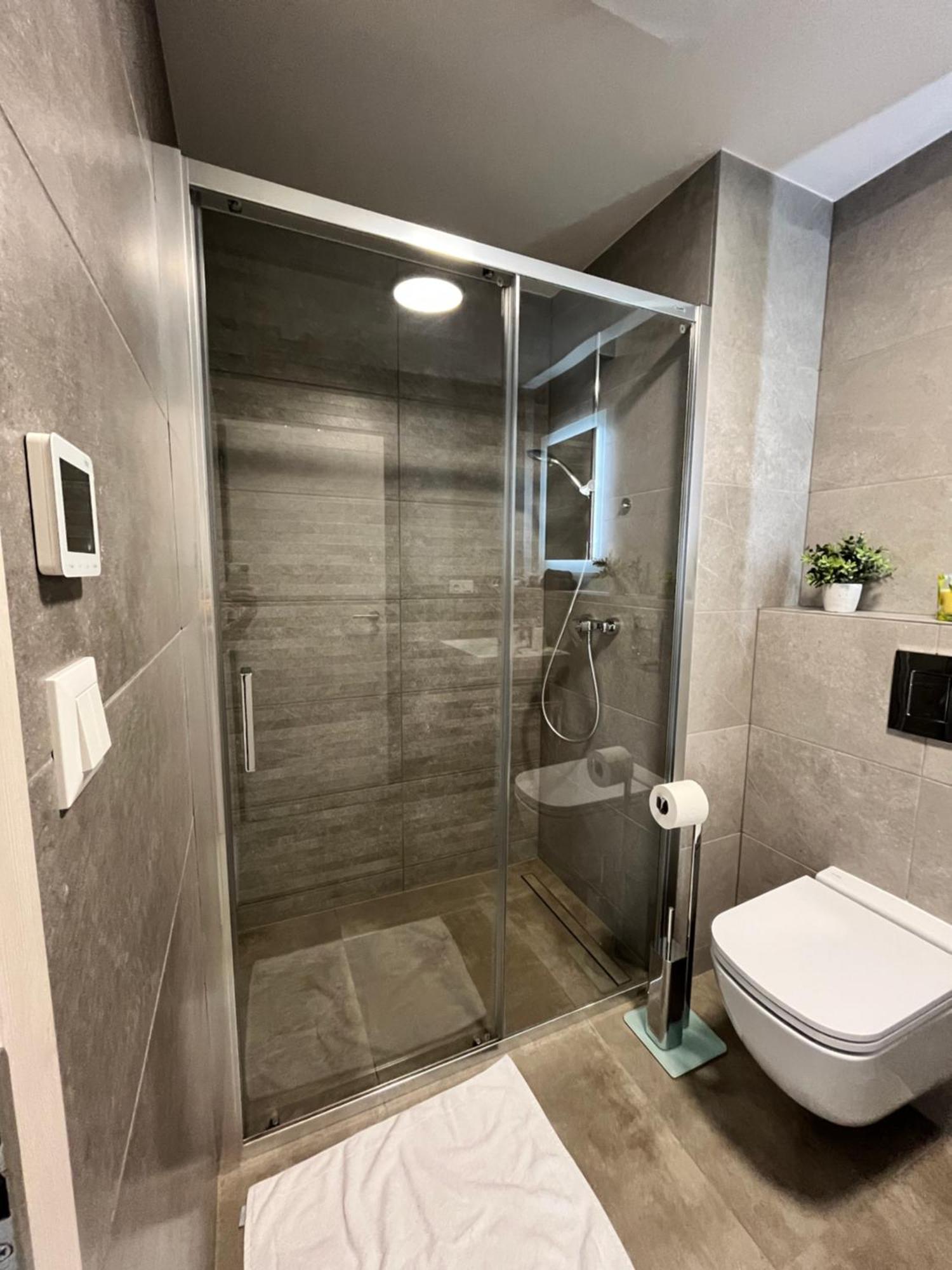 Hillside Y34 Apartment Dolny Kubin Bagian luar foto