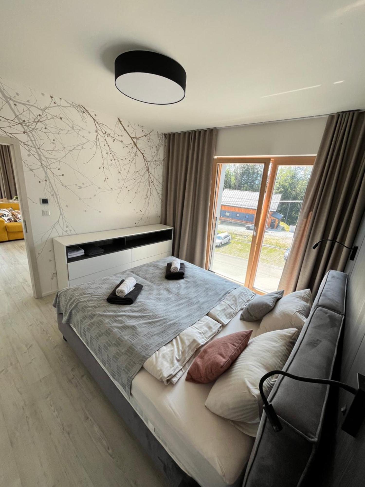 Hillside Y34 Apartment Dolny Kubin Bagian luar foto